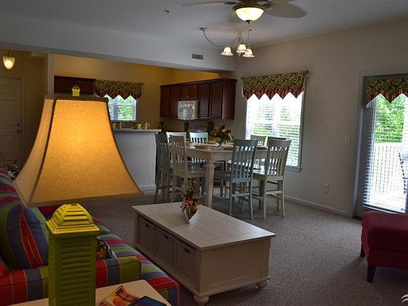 4th image of 4136 Vanessa Dr Unit 6