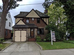 3338 210th St, Bayside, NY 11361