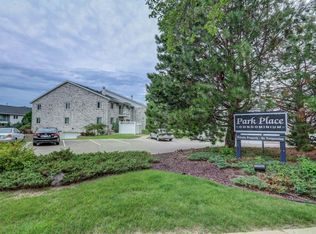 66 Ponwood Cir APT C, Madison, WI 53717