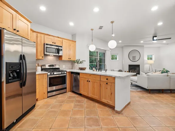 1707 San Timoteo Walk, Sacramento, CA 95816