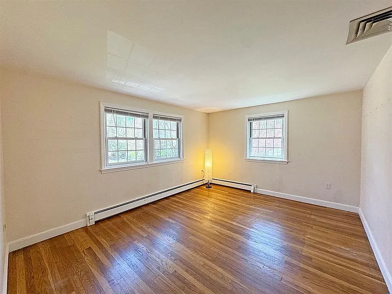 43 Sherburn Cir — Photo 35
