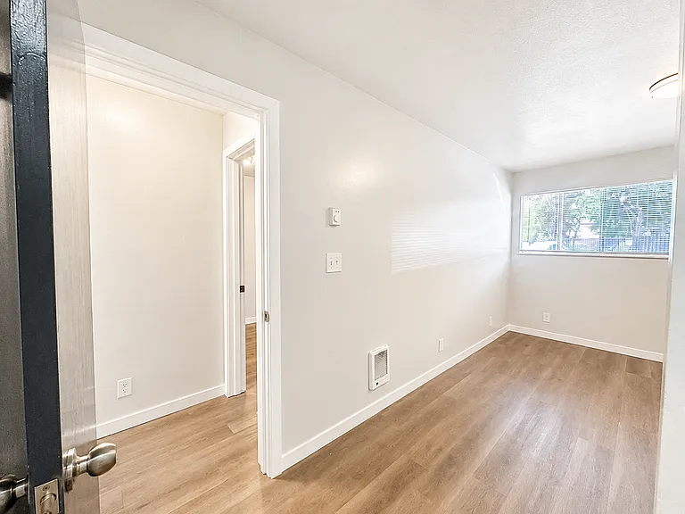 Eastside Apartments LLC — Photo 36