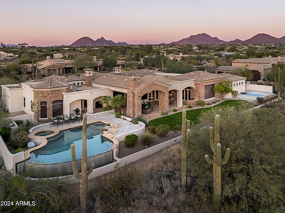 5th image of 8567 E OVERLOOK Drive