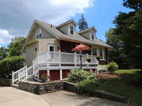 Exterior ~ deck side