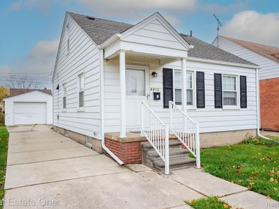 6413 Kenilworth St, Dearborn, MI, 48126