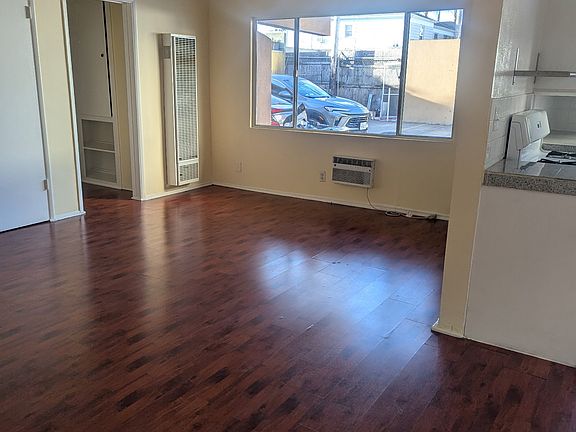5th image of 6046 Cadillac Ave