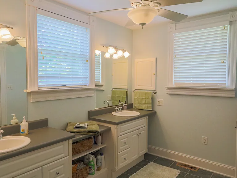2164 Ocran Rd — Photo 19