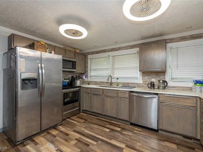 524 Irving Park Blvd, Sheffield Lake, OH, 44054