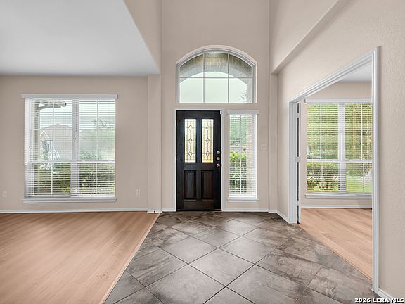 3rd image of 3076 Split Rail Ln