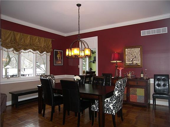 Formal dining room