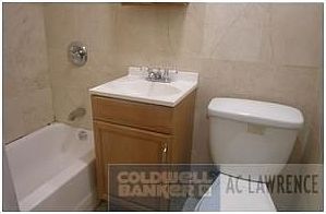 4th image of 203 Prince St