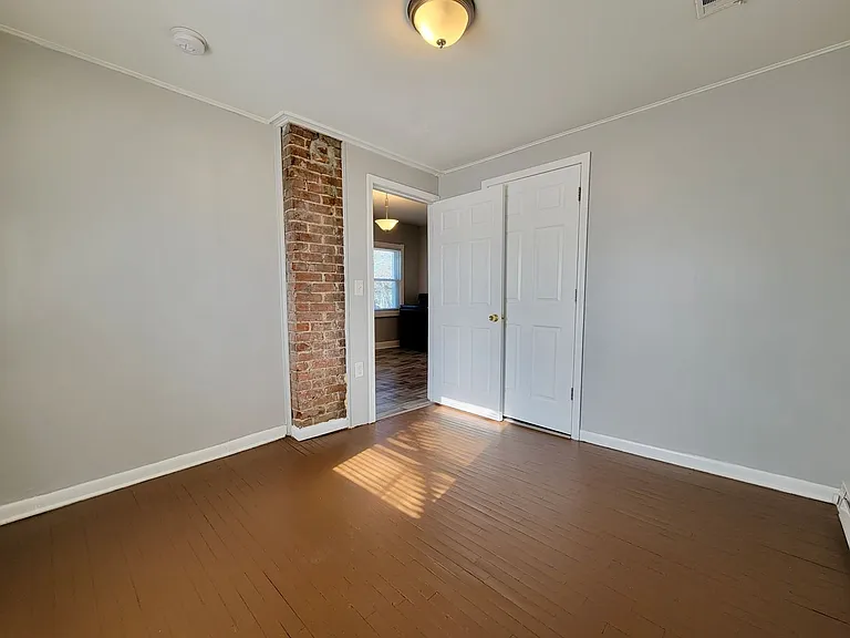 1117 W. 41st Terrace — Photo 10