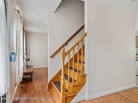 3rd image of 91 Canterbury Drive
