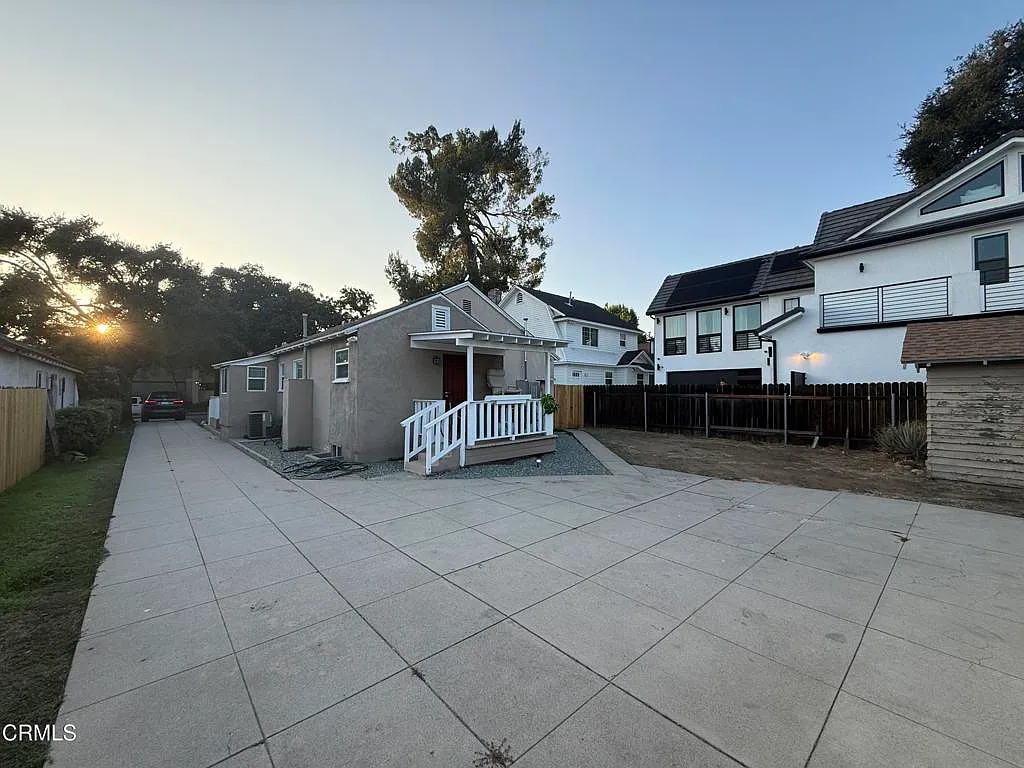1 bed, 1.0 bath, 600 sqft, $2,400 — Photo 4