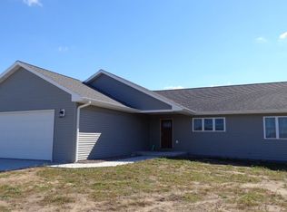 3125 Darlington Pl, Plover, WI 54467