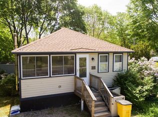 81 Main St #A, York, ME 03909