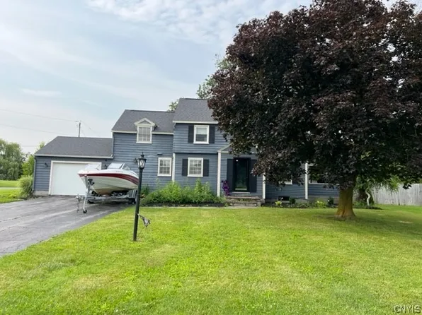 3635 Seneca Tpke, Canastota, NY 13032