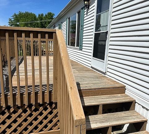 2nd image of 1319 Nichole Ln