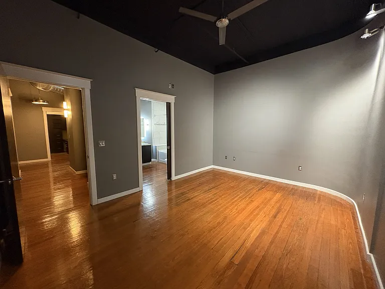 401 South Ave #201 — Photo 15