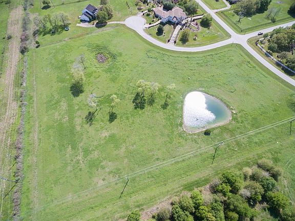 2nd image of 5315 River Park Dr