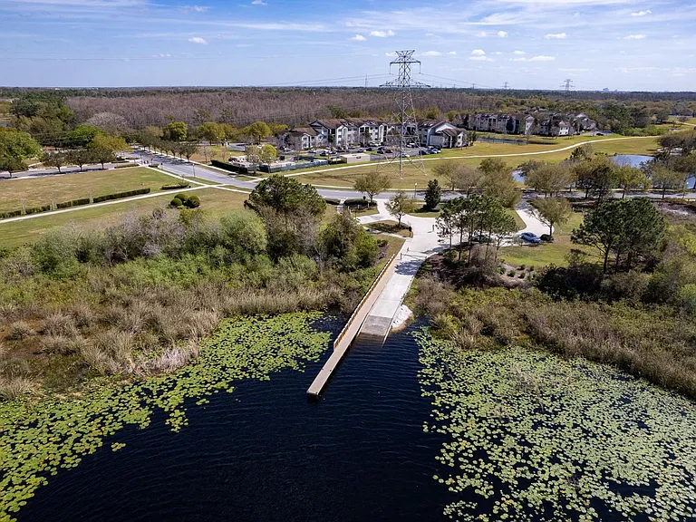 5917 Grassy Point Rd — Photo 29
