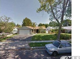 23959 Archwood St, West Hills, CA 91307