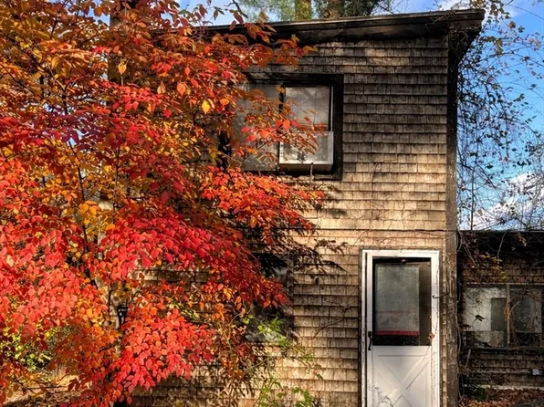 14 Wisteria St, Lakeville, MA 02347