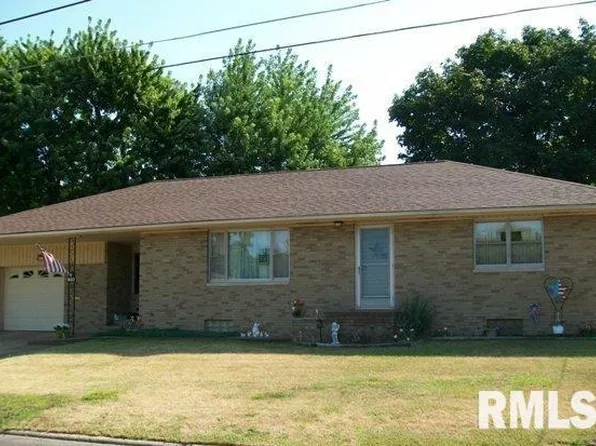 1506 N 12th St, Pekin, IL 61554