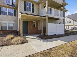 4113 Hampton Ridge Blvd, Howell, MI