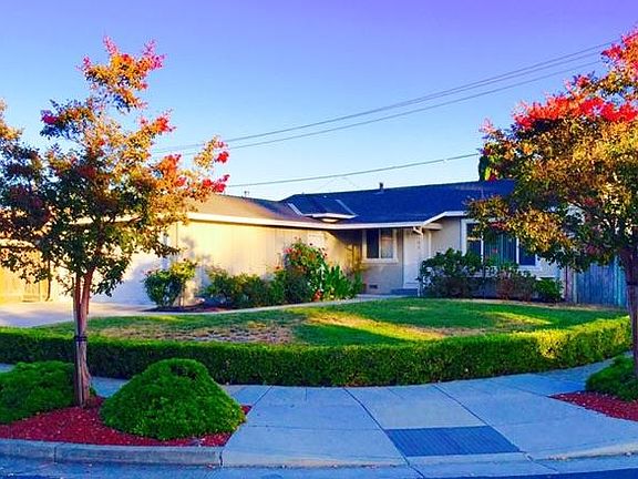 2nd image of 4586 Alex Dr
