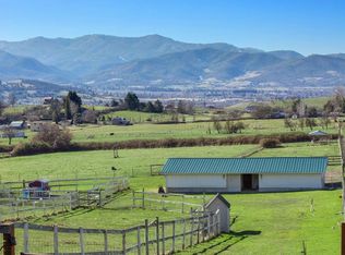 309 Avalon Dr, Ashland, OR 97520