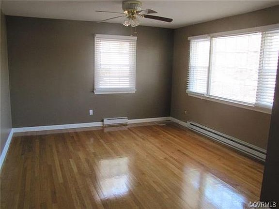 4th image of 2448 Parkview Ave
