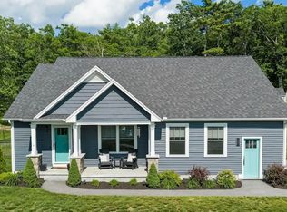 22 Kendall Lane, Raymond, NH 03077