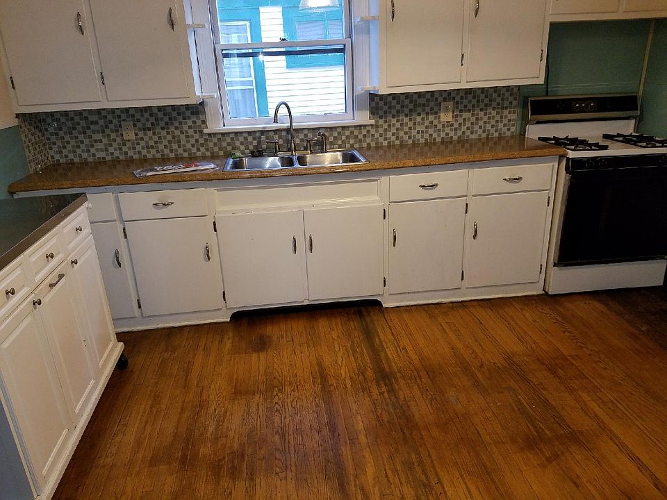 1st image of 251 Willett St