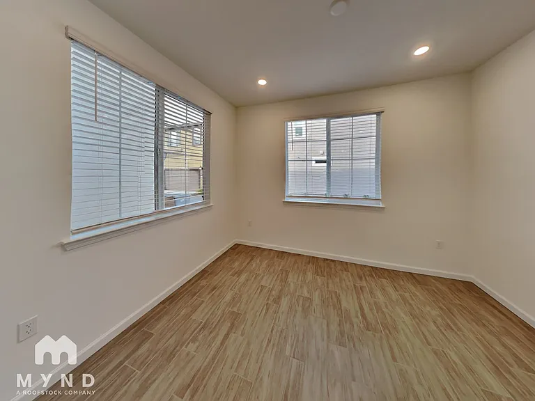 1687 Pena Ln — Photo 11
