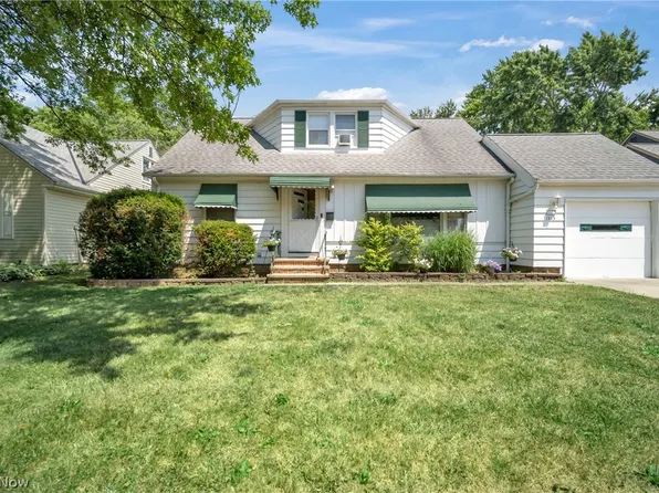 1383 Beaconfield Rd, Lyndhurst, OH 44124