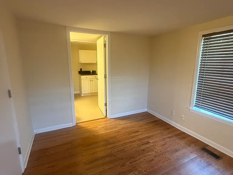 3410 Boone Trl — Photo 3