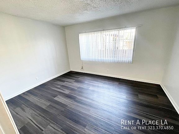 5th image of 918 W 66th St #3B