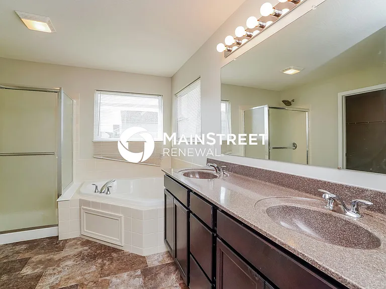 Main Bathroom