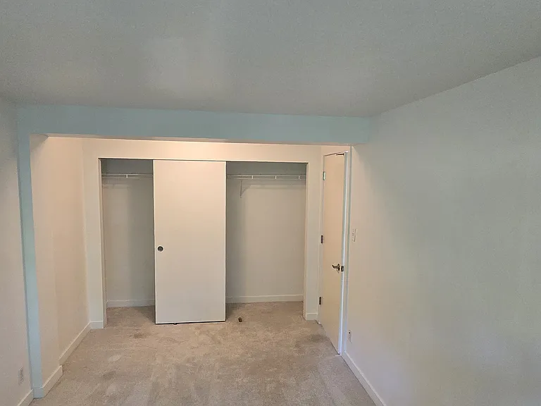 1525 Taylor Ave N #604 — Photo 9