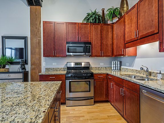 5th image of 770 W Gladys Ave APT 307