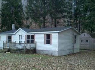 1218 Pumphouse Rd, New Florence, PA 15944