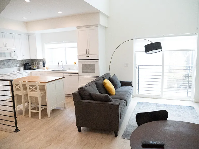 1187 Crenshaw Blvd #101AA — Photo 13