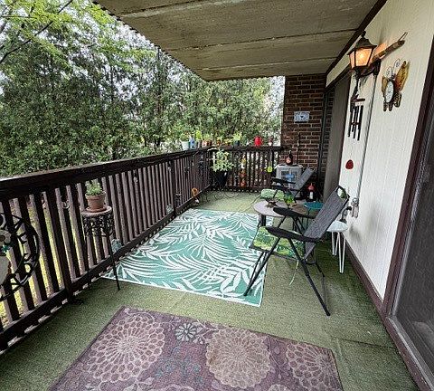 4th image of 650 Whitney Ct APT 105