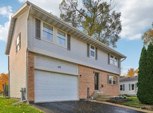 536 Gaynor St, Belvidere, IL 61008