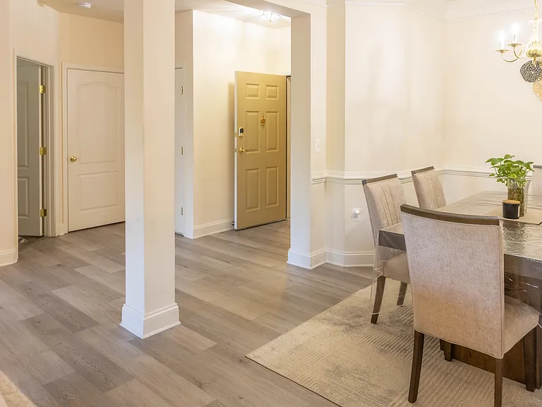 12824 Clarksburg Square Rd #105 — Photo 33