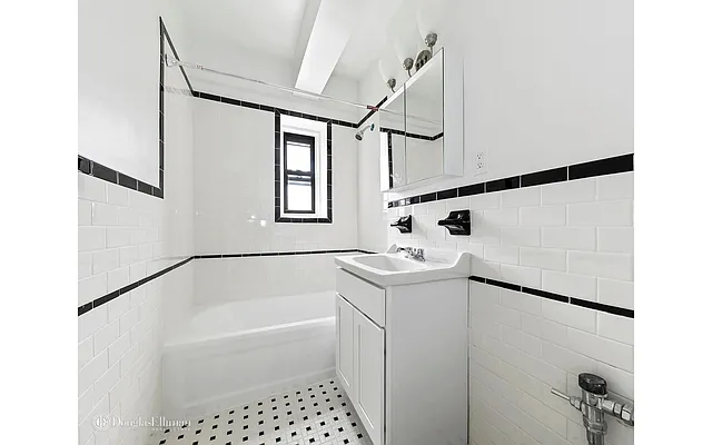 Sold by Douglas Elliman | media 18