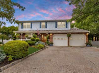 300 Saint Johns Pl, Union, NJ 07083