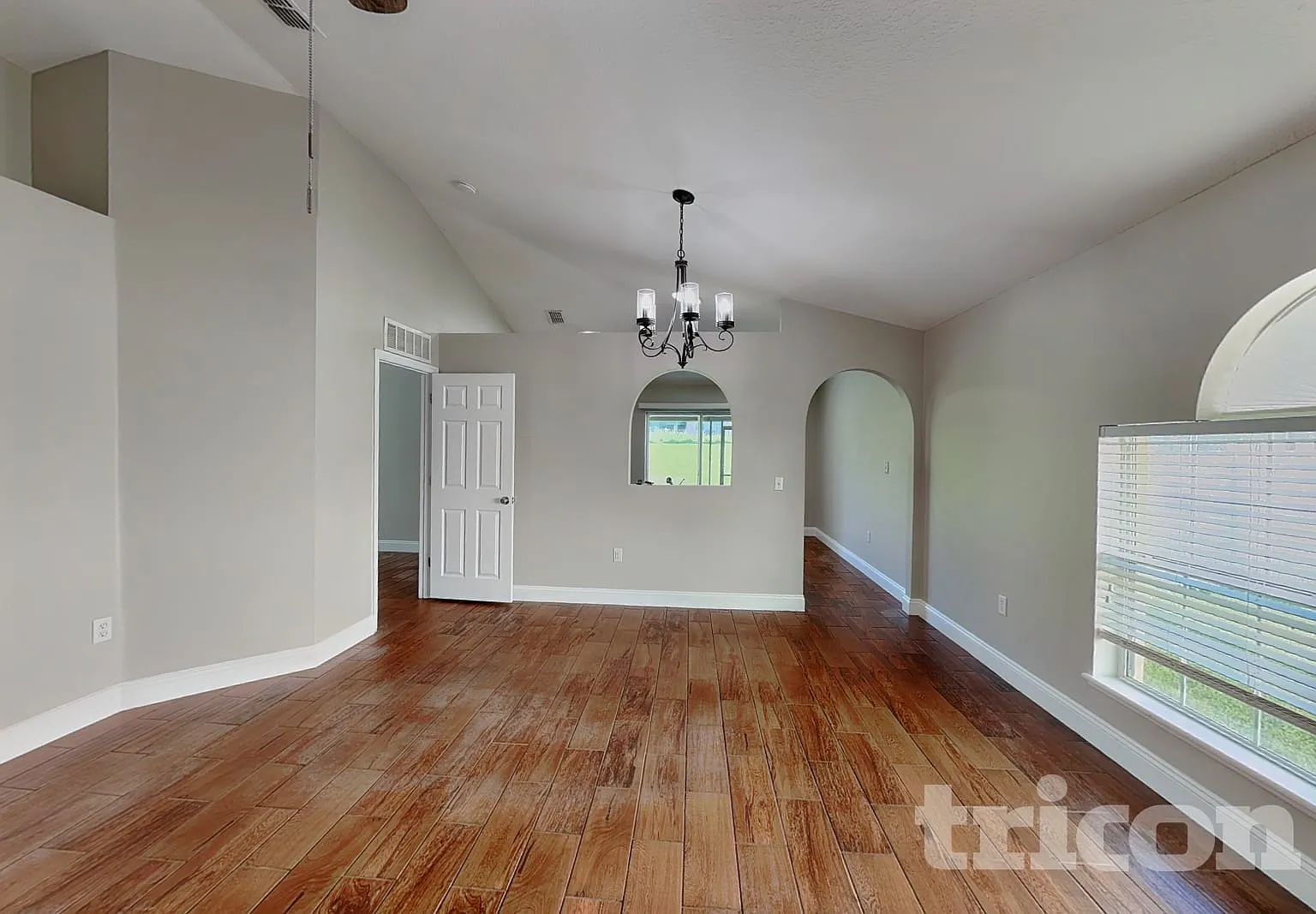 13235 Waterford Castle Drive Dade City FL — Photo 4