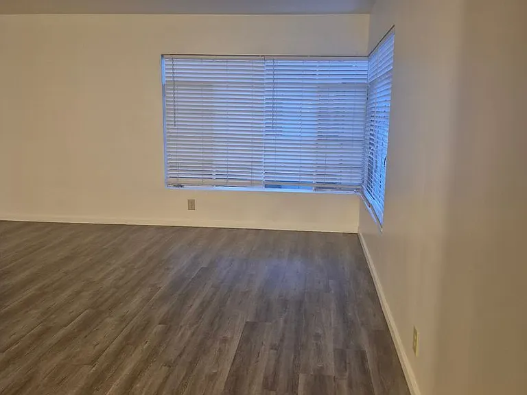 4132 Somerset Dr — Photo 5